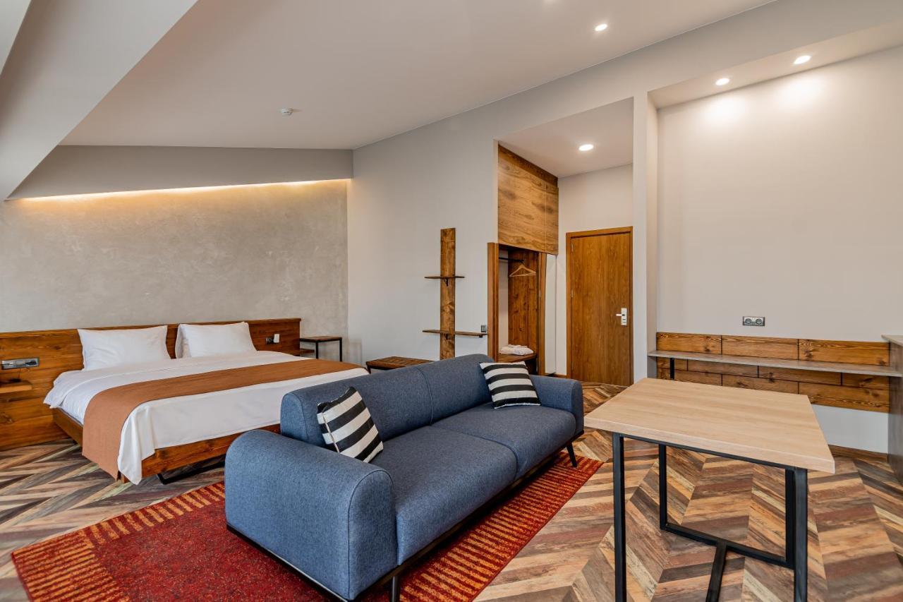Ivy Hotel Тбилиси Экстерьер фото